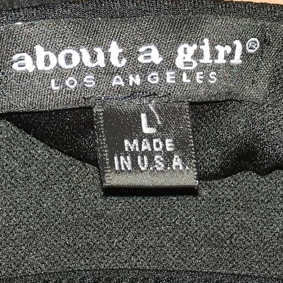 About a Girl Textured Black Crop Top - Sz Lg - Picture 8 of 11